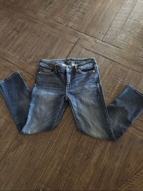 WHBM SIZE 4 SLIM CROP JEANS BUNDLE2SAVE